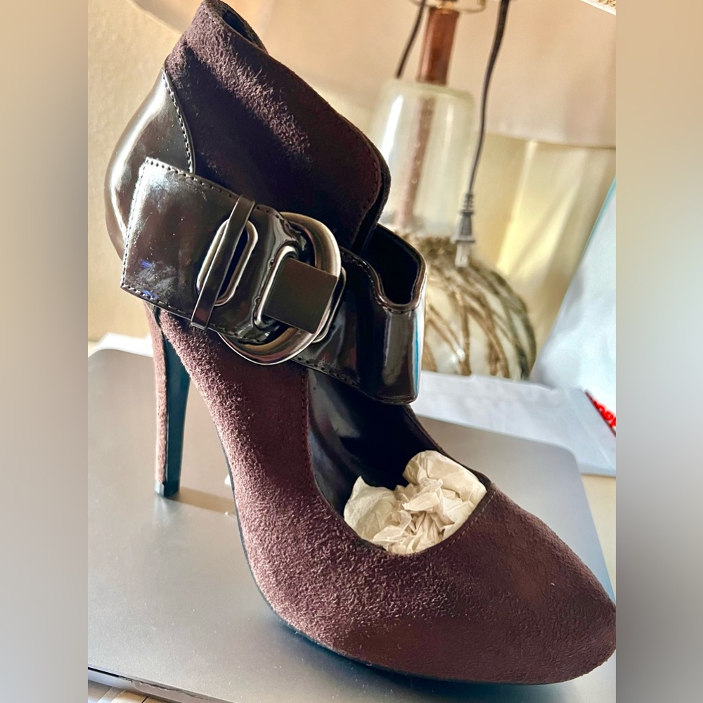 Wild Rose Brown Ankle Strap Heels - Size 9 & 11
